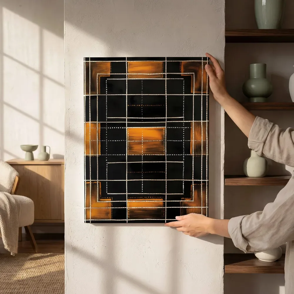 Sfeerimpressie: Geometrisch rasterpatroon in oranje en zwart naast de kast