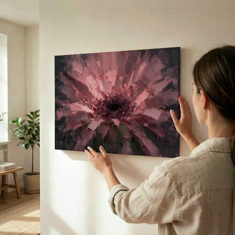 Sfeerimpressie: Gerbera van dichtbij in oudroze terwijl het wordt opgehangen