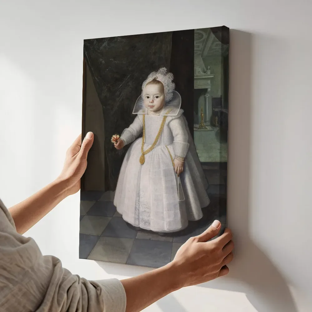 Sfeerimpressie: Girl - 1623 van Paulus Moreelse terwijl het aan de muur wordt gehangen
