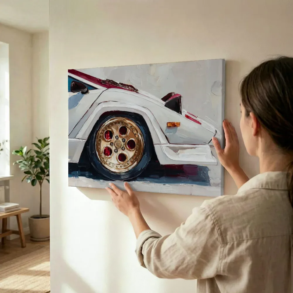 Sfeerimpressie: Gouden velg in close-up terwijl het wordt opgehangen