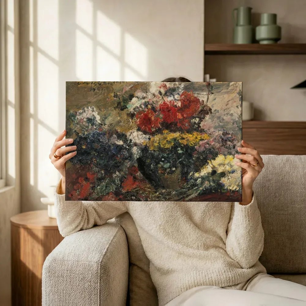 Sfeerimpressie: Herfstbloemen van Lovis Corinth terwijl het omhoog wordt gehouden
