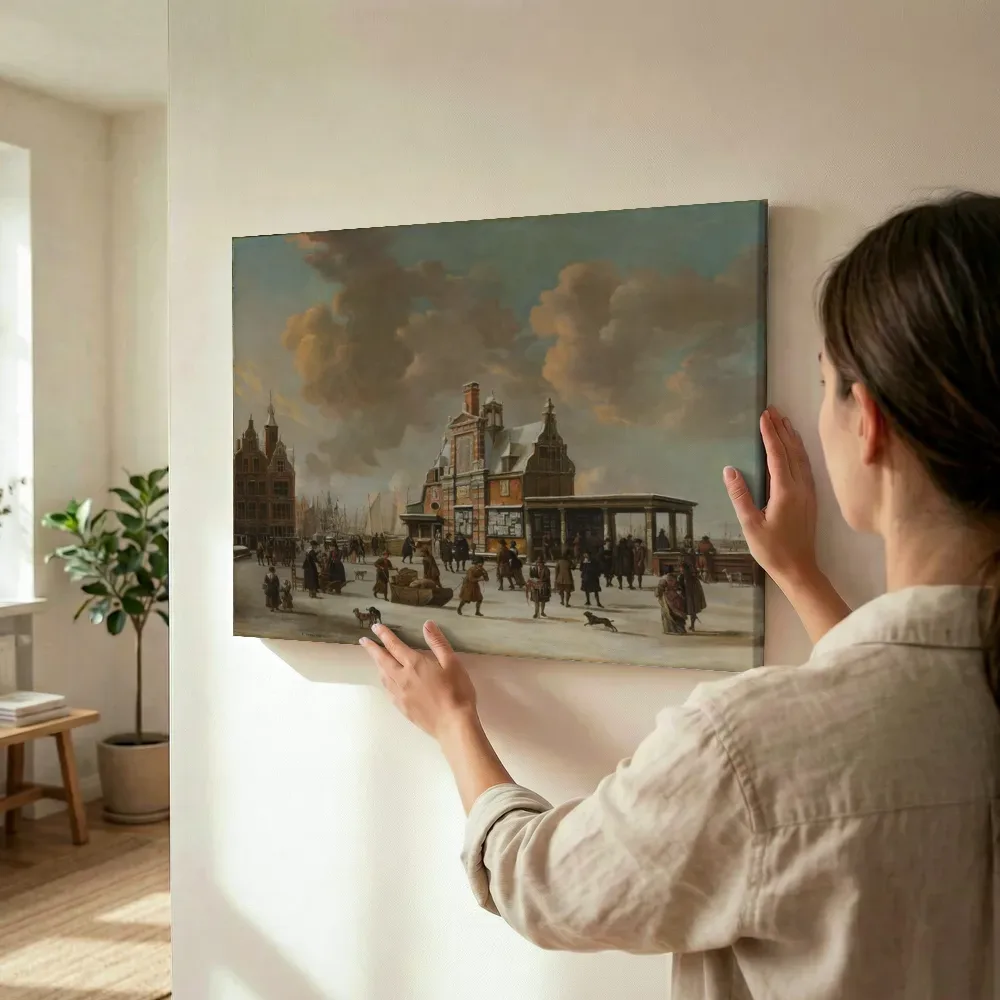 Sfeerimpressie: Het Paalhuis en de Nieuwe Brug te Amsterdam in de winter van Jan Abrahamsz Beerstraten terwijl het wordt opgehangen