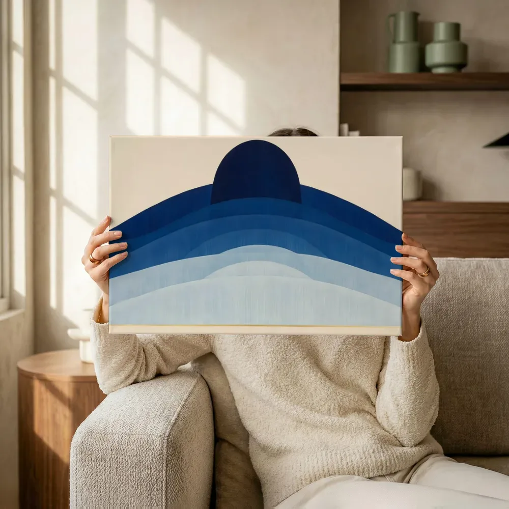 Sfeerimpressie: Heuvelbogen Retro Shapes in middernachtindigo terwijl het omhoog wordt gehouden