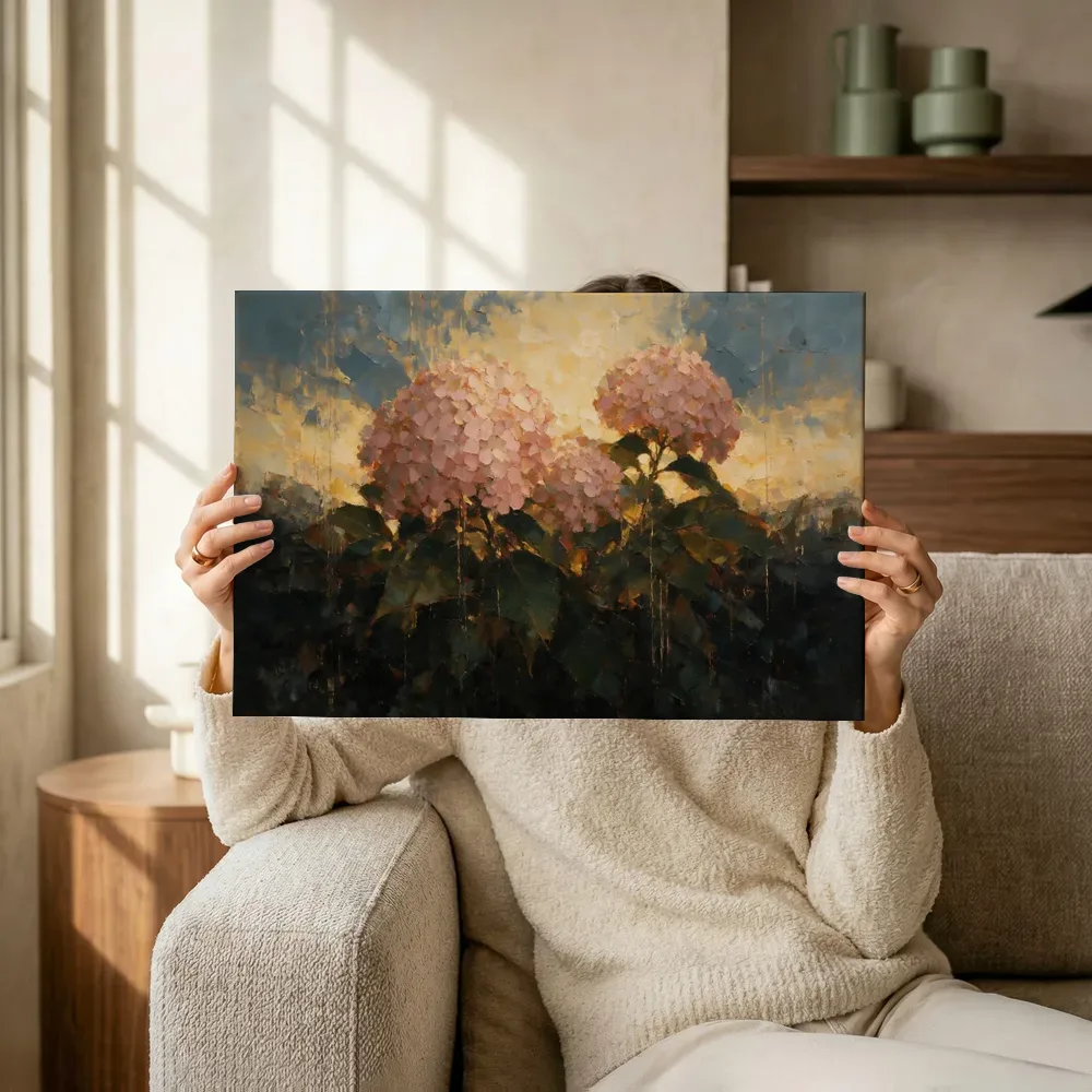 Sfeerimpressie: Hortensia tegen de lucht in groenroze terwijl het omhoog wordt gehouden