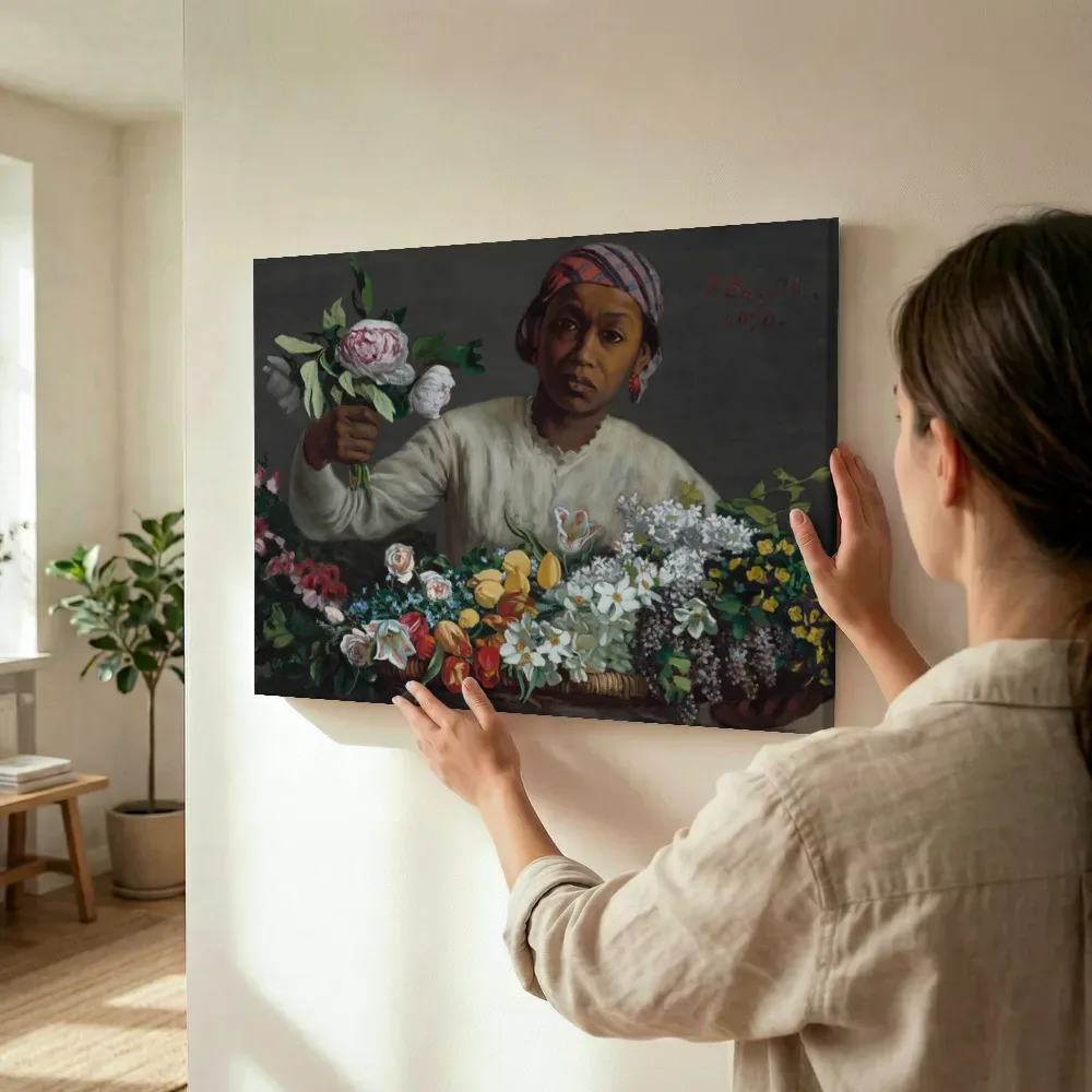 Sfeerimpressie: Jonge vrouw met pioenrozen van Frédéric Bazille terwijl het wordt opgehangen