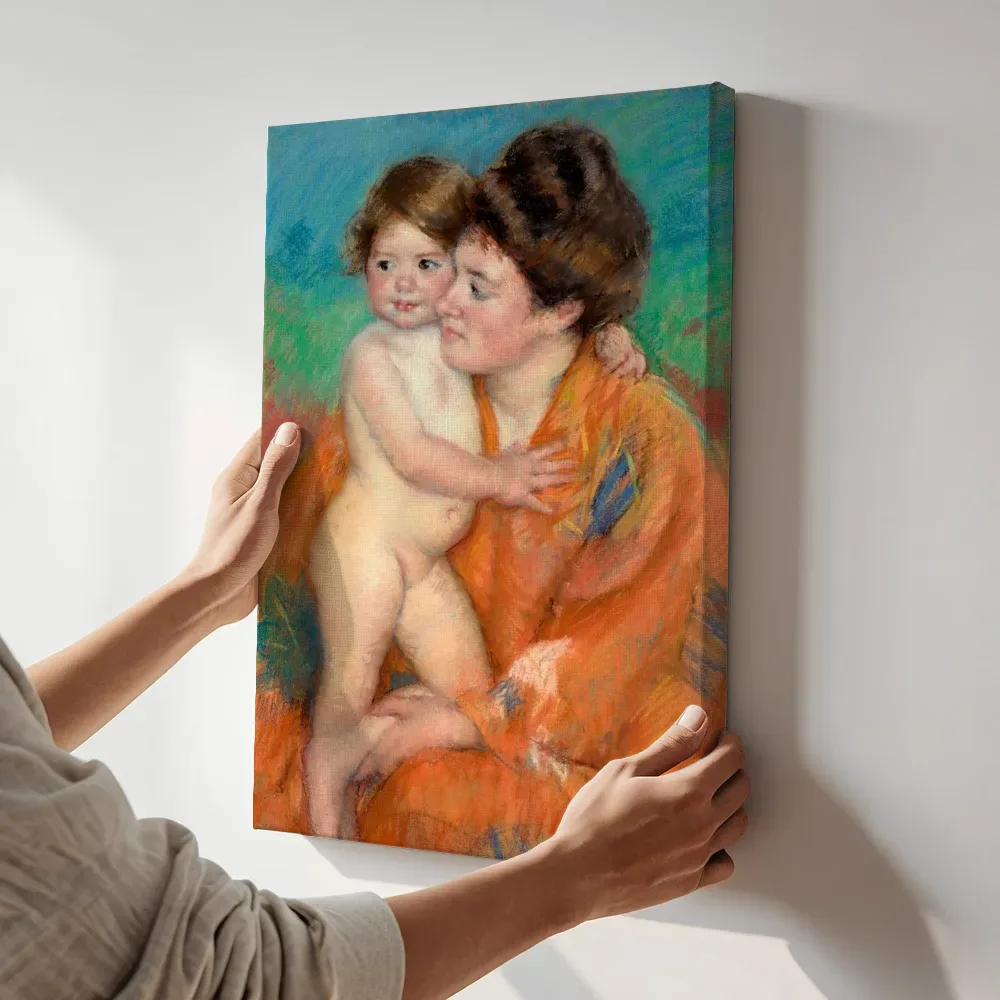Sfeerimpressie: Moeder en kind in oranje terwijl het aan de muur wordt gehangen