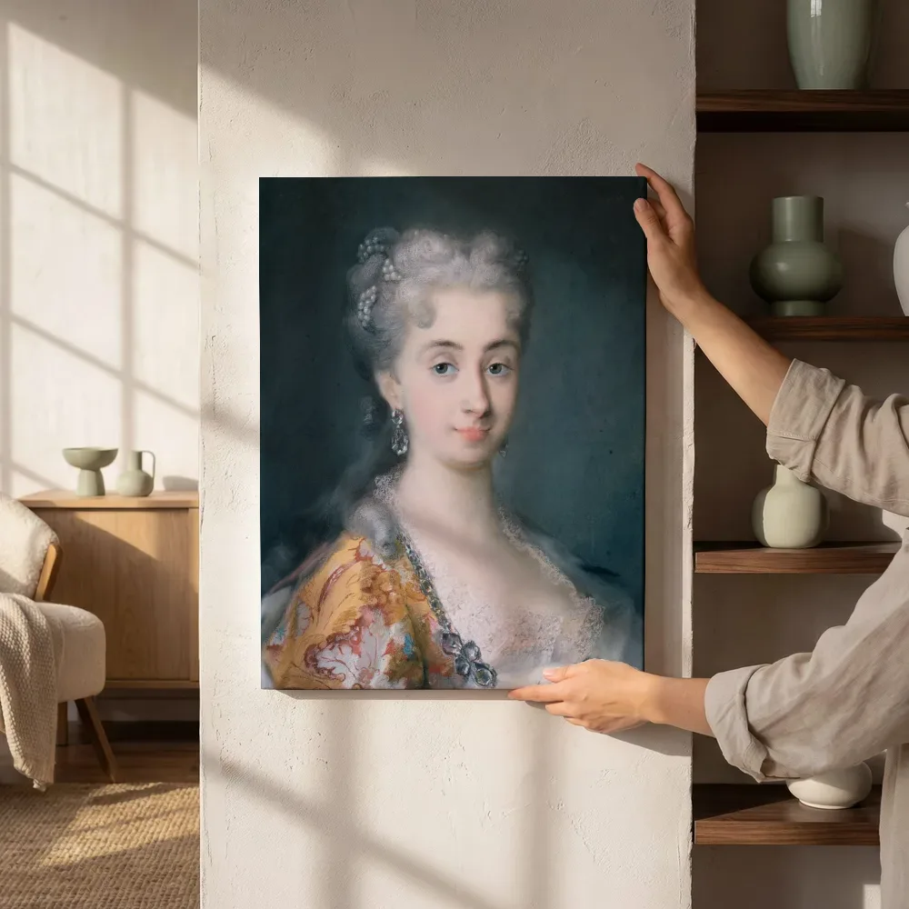 Sfeerimpressie: Lucrezia Mocenigo van Rosalba Carriera naast de kast
