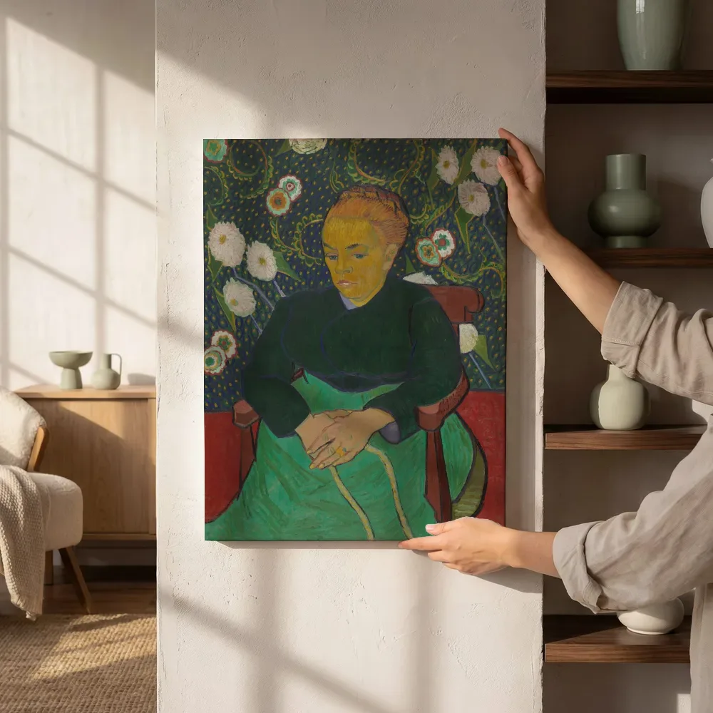 Sfeerimpressie: Madame Roulin die de wieg wiegt van Vincent van Gogh naast de kast