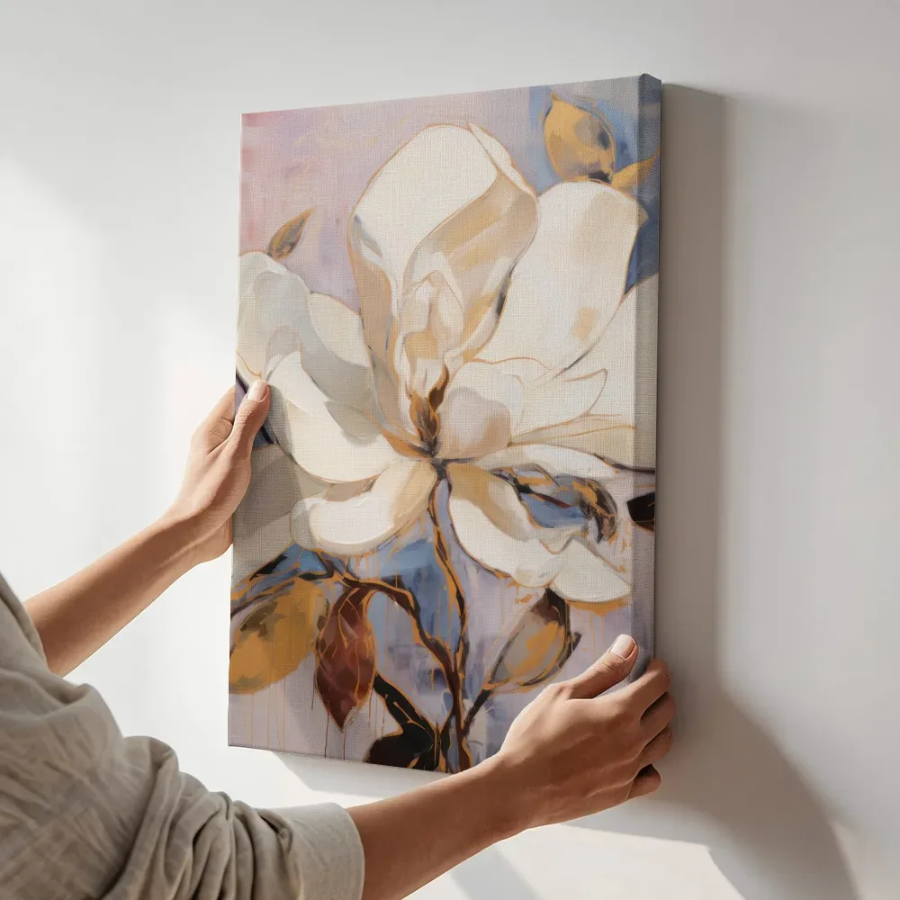 Sfeerimpressie: Magnolia in bloei terwijl het aan de muur wordt gehangen