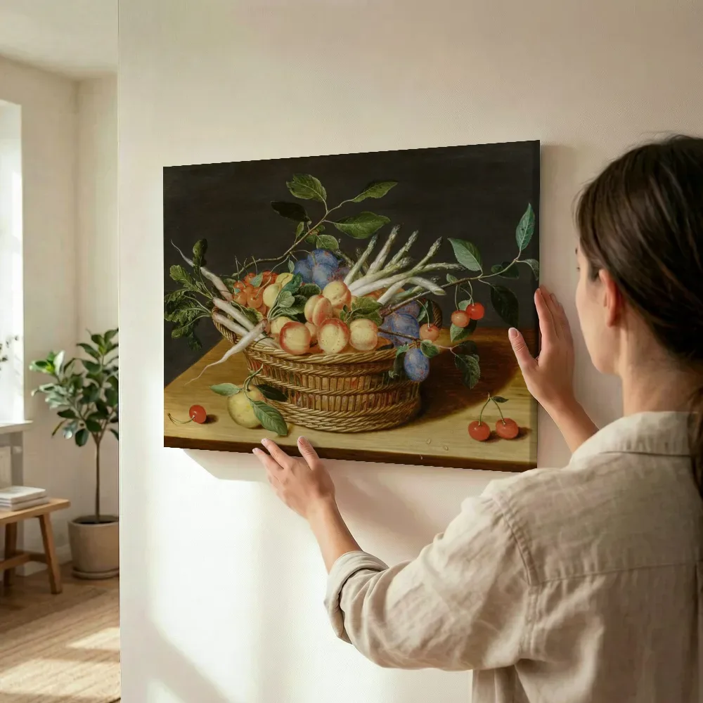 Sfeerimpressie: Mand met fruit en groenten van Isaak Soreau terwijl het wordt opgehangen