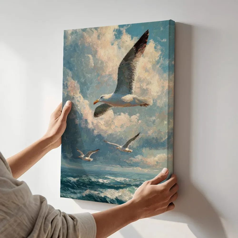 Sfeerimpressie: Meeuwen in vlucht boven zee terwijl het aan de muur wordt gehangen