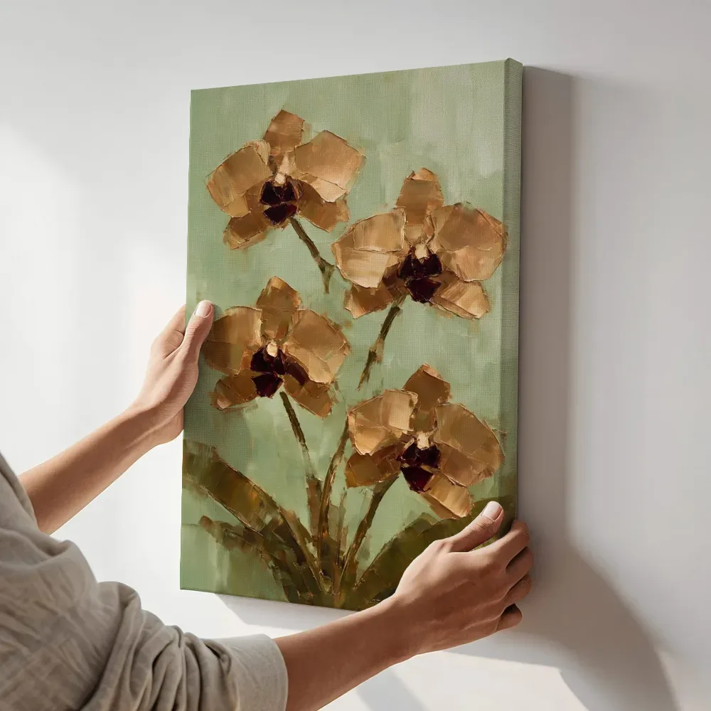 Sfeerimpressie: Orchidee van dichtbij in kopergloed terwijl het aan de muur wordt gehangen