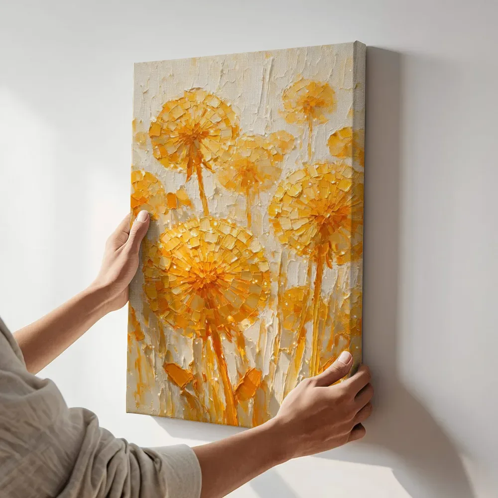 Sfeerimpressie: Paardenbloem in saffraan terwijl het aan de muur wordt gehangen