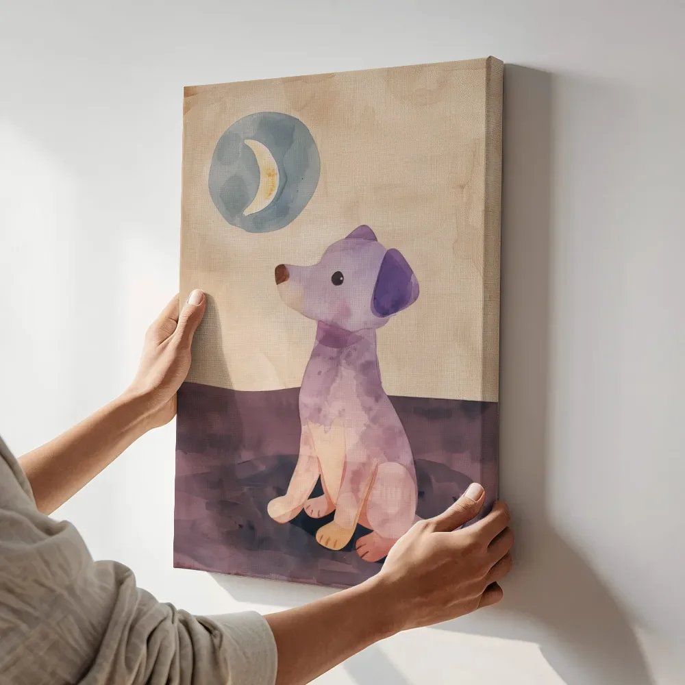 Sfeerimpressie: Paarse hond onder de halve maan terwijl het aan de muur wordt gehangen