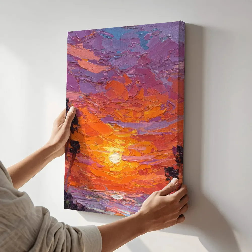 Sfeerimpressie: Palmbomen omlijsten vurige zonsondergang terwijl het aan de muur wordt gehangen