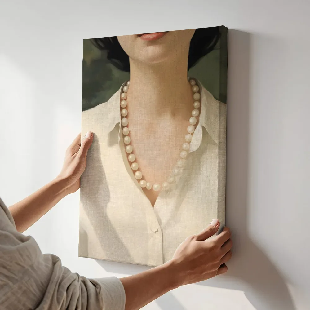 Sfeerimpressie: Parels en elegantie terwijl het aan de muur wordt gehangen