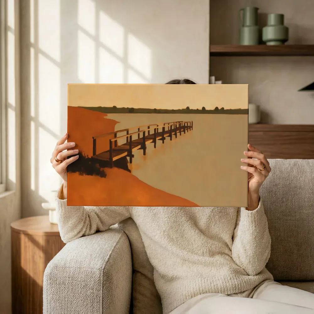 Sfeerimpressie: Pier in het water in terracotta en zand terwijl het omhoog wordt gehouden