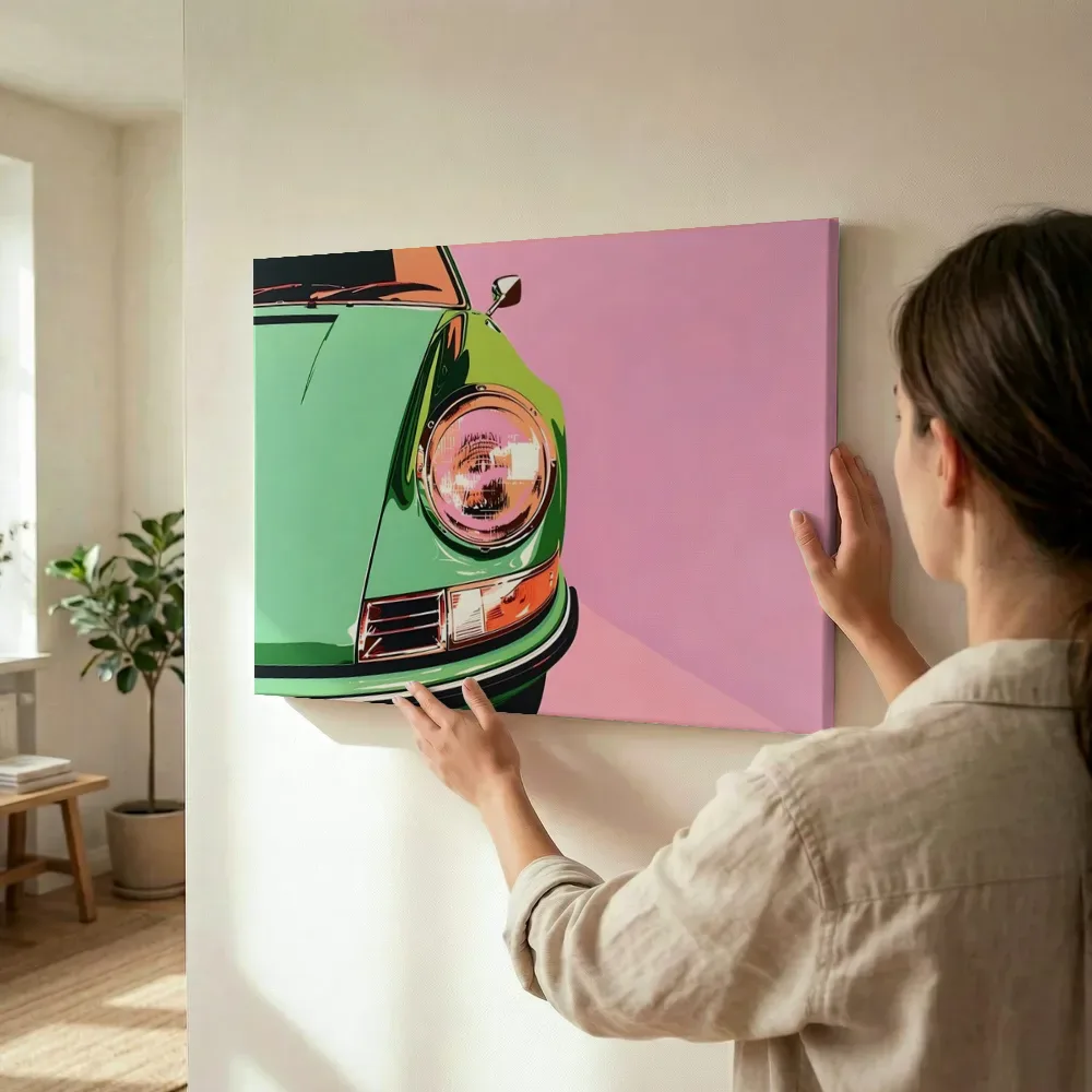 Sfeerimpressie: Pop-art klassieke auto koplamp terwijl het wordt opgehangen