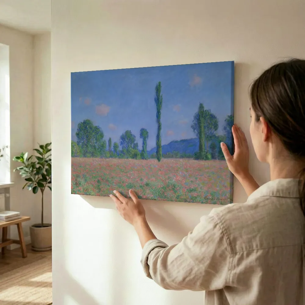 Sfeerimpressie: Poppy Field (Giverny) van Claude Monet terwijl het wordt opgehangen