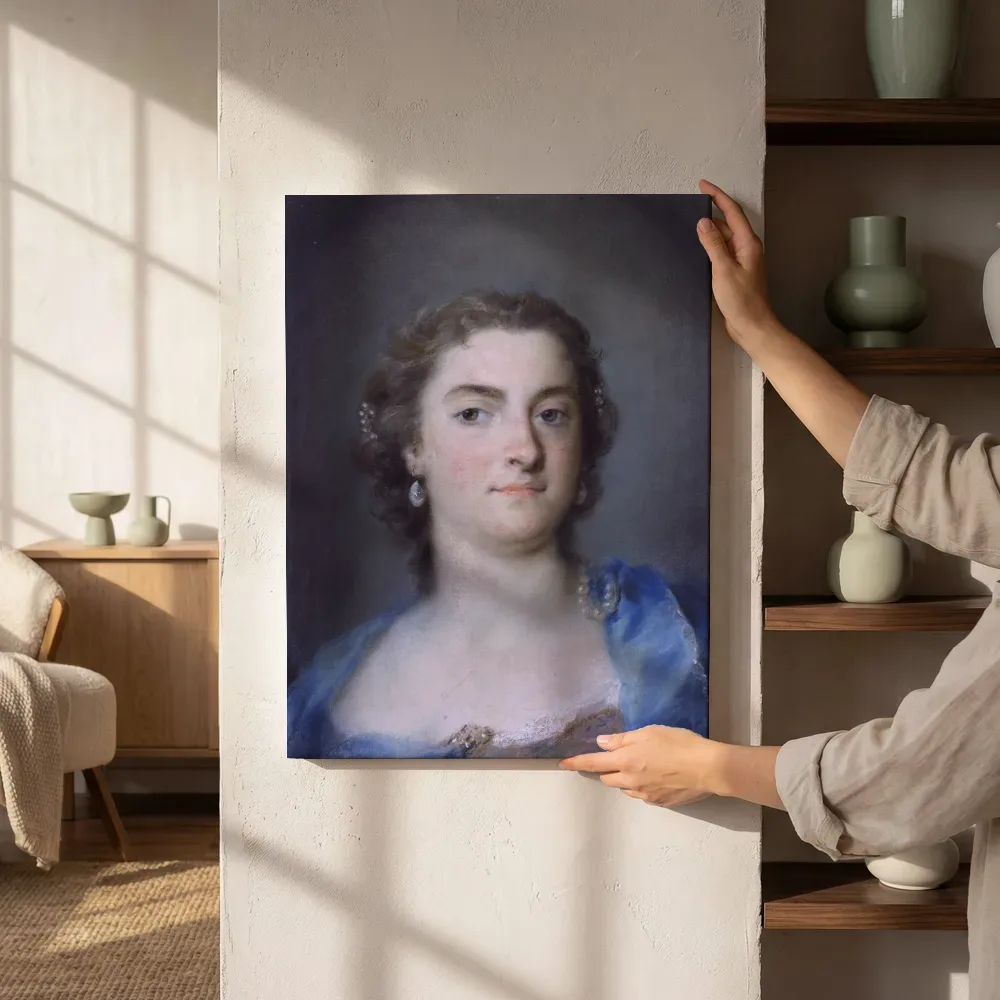 Sfeerimpressie: Portret van Faustina Bordoni Hasse van Rosalba Carriera naast de kast
