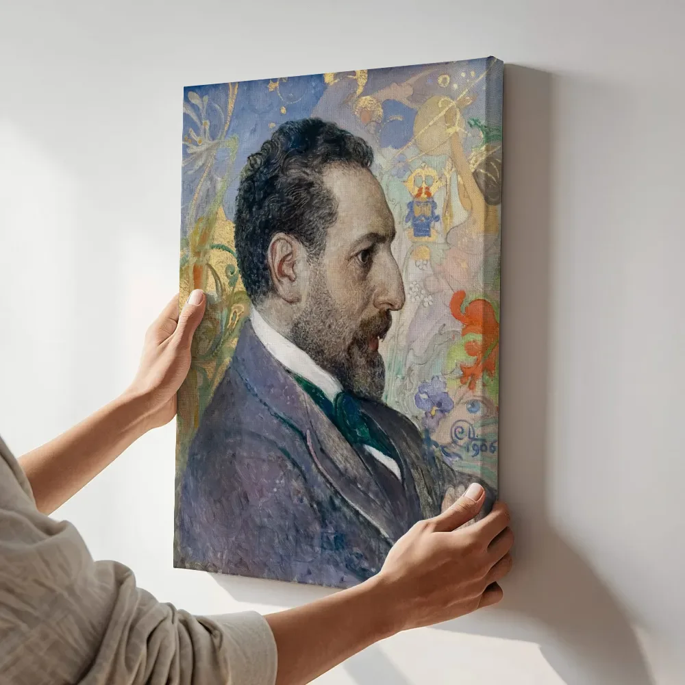 Sfeerimpressie: Portret van Oscar Levertin van Carl Larsson terwijl het aan de muur wordt gehangen