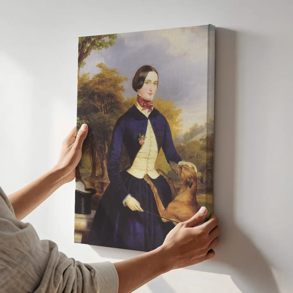 Sfeerimpressie: Portret van een vrouw als amazone, met haar windhond van Ferdinand Georg Waldmüller terwijl het aan de muur wordt gehangen