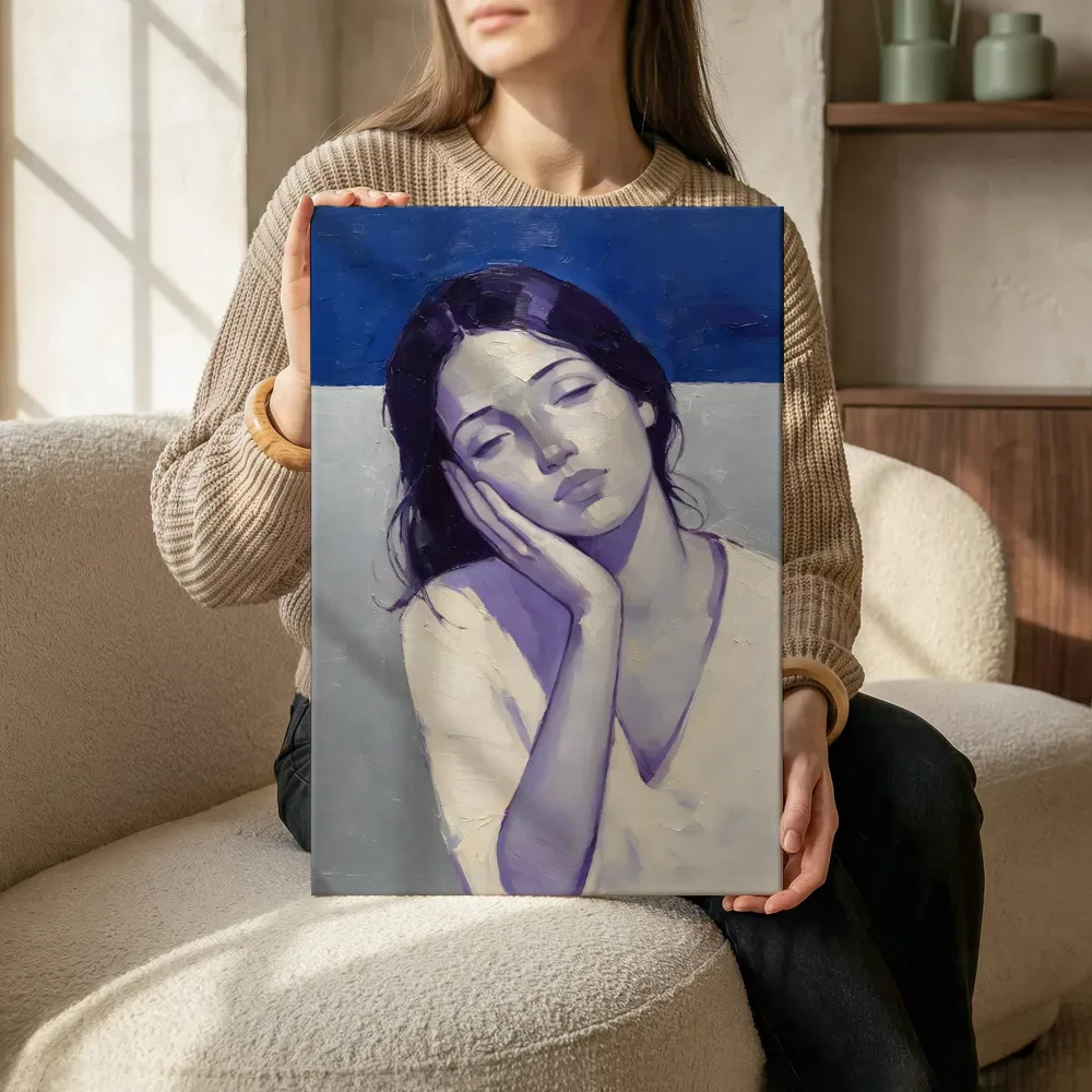 Sfeerimpressie: Portret, hand bij het gezicht, olieverf in donker kobalt en violet terwijl het zittend wordt getoond