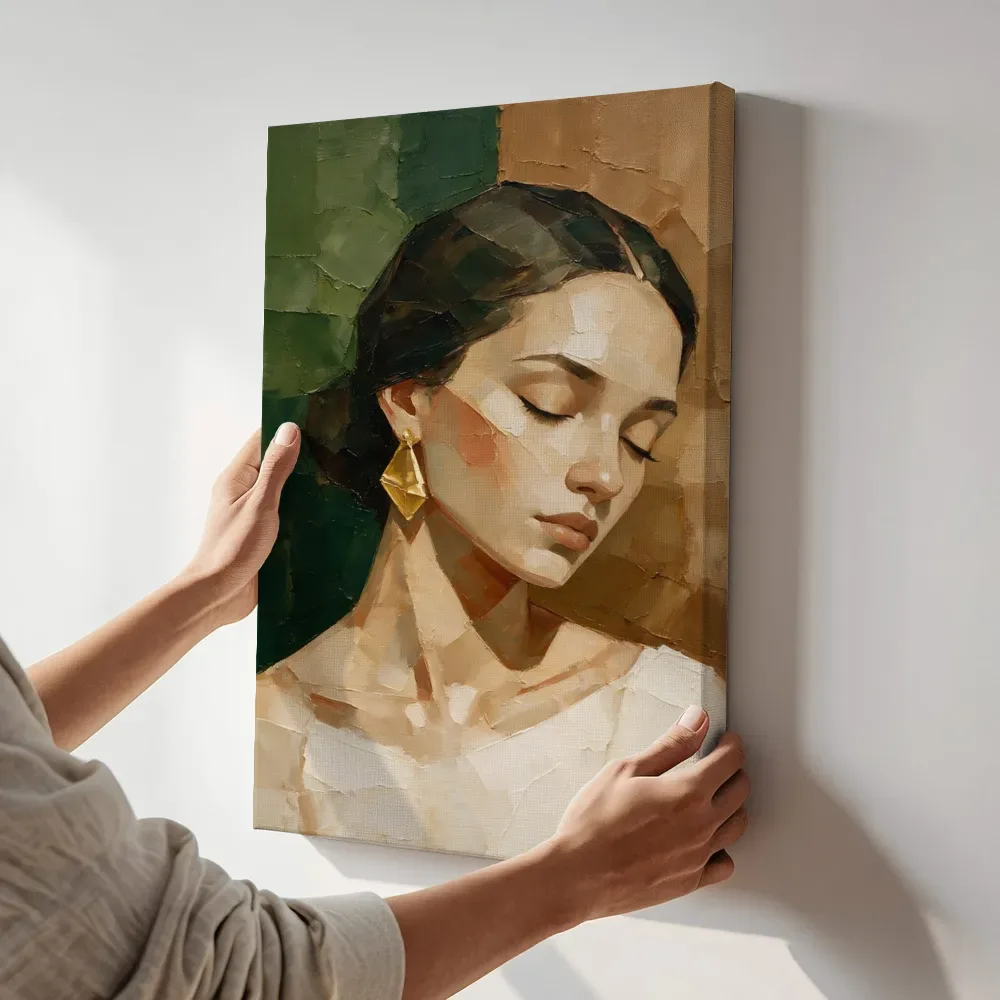 Sfeerimpressie: Portret met gesloten ogen, olieverf in diep aardetinten terwijl het aan de muur wordt gehangen