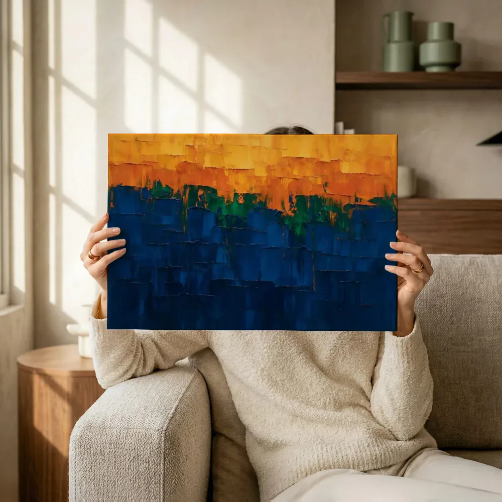Sfeerimpressie: Pruisisch blauw en saffraan met hoge horizon terwijl het omhoog wordt gehouden