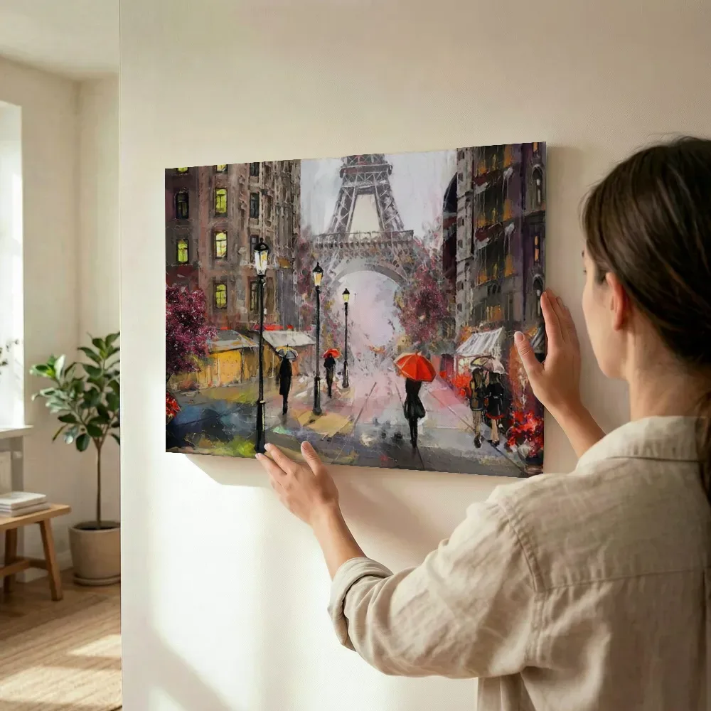 Sfeerimpressie: Regen bij de Eiffeltoren terwijl het wordt opgehangen
