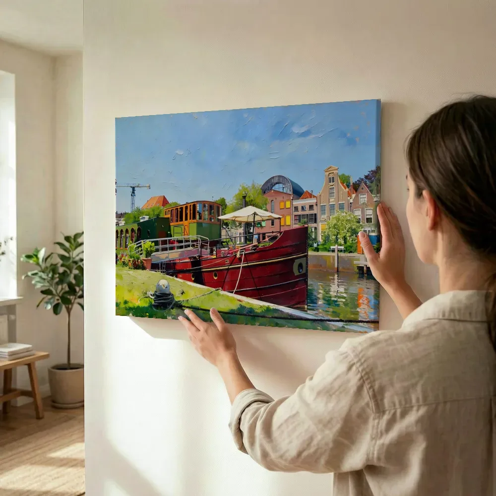 Sfeerimpressie: Roermond, haven in bijna abstract terwijl het wordt opgehangen