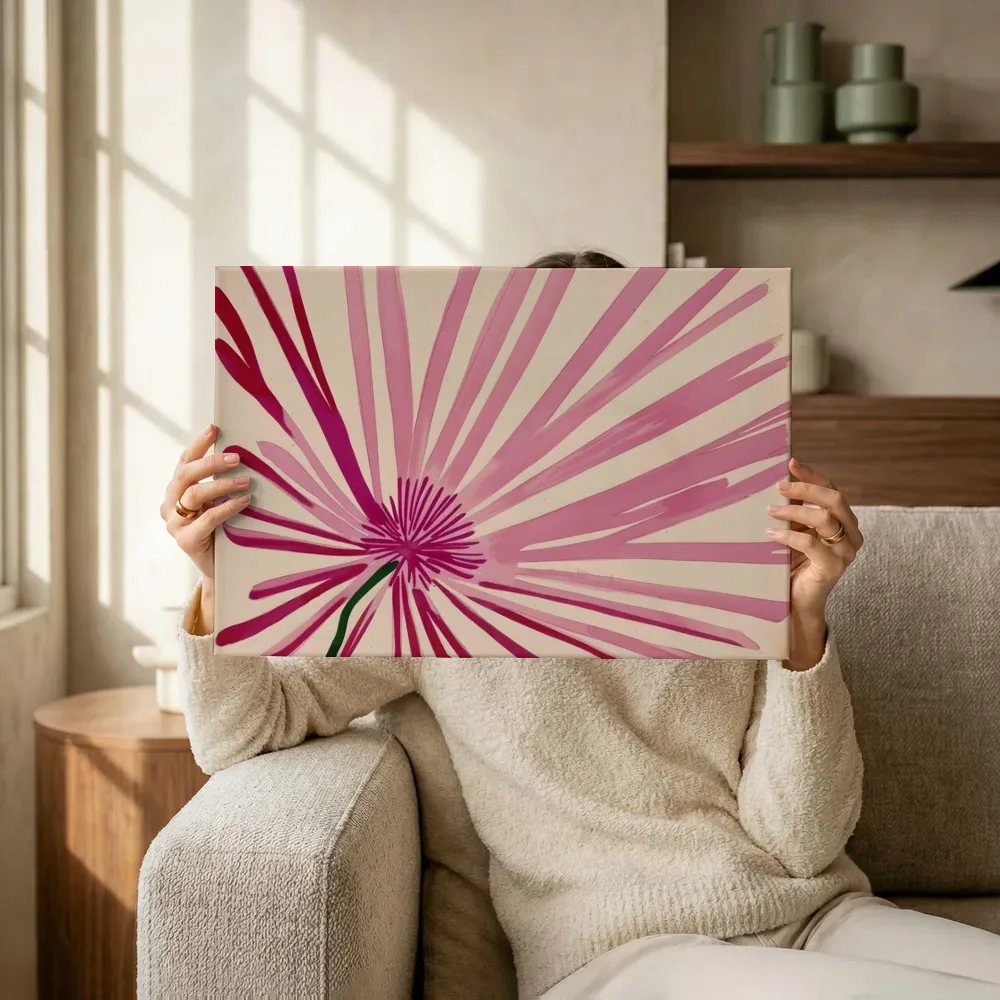 Sfeerimpressie: Roze chrysant close-up terwijl het omhoog wordt gehouden