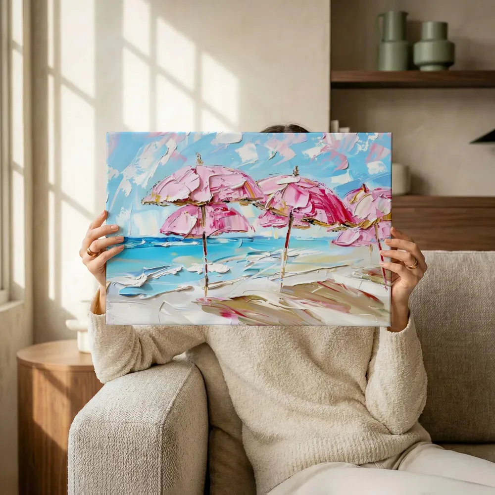 Sfeerimpressie: Roze strandparasols terwijl het omhoog wordt gehouden