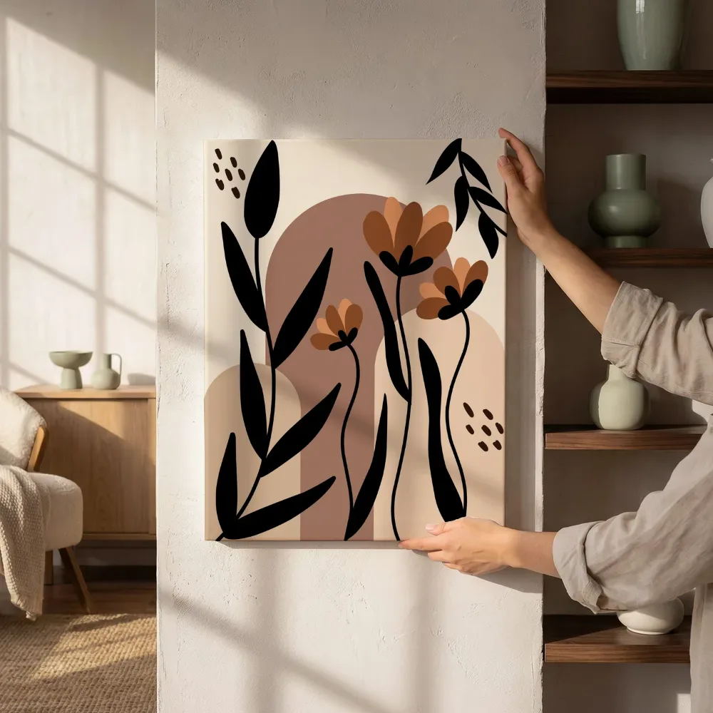 Sfeerimpressie: Silhouet bloemen met aardse bogen naast de kast