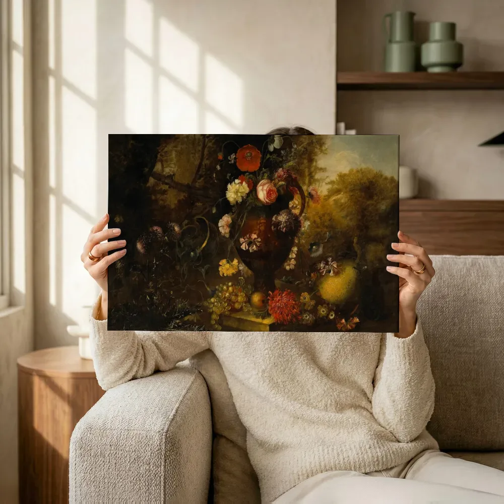 Sfeerimpressie: Stilleven met bloemen, Kring van Matthias Withoos terwijl het omhoog wordt gehouden