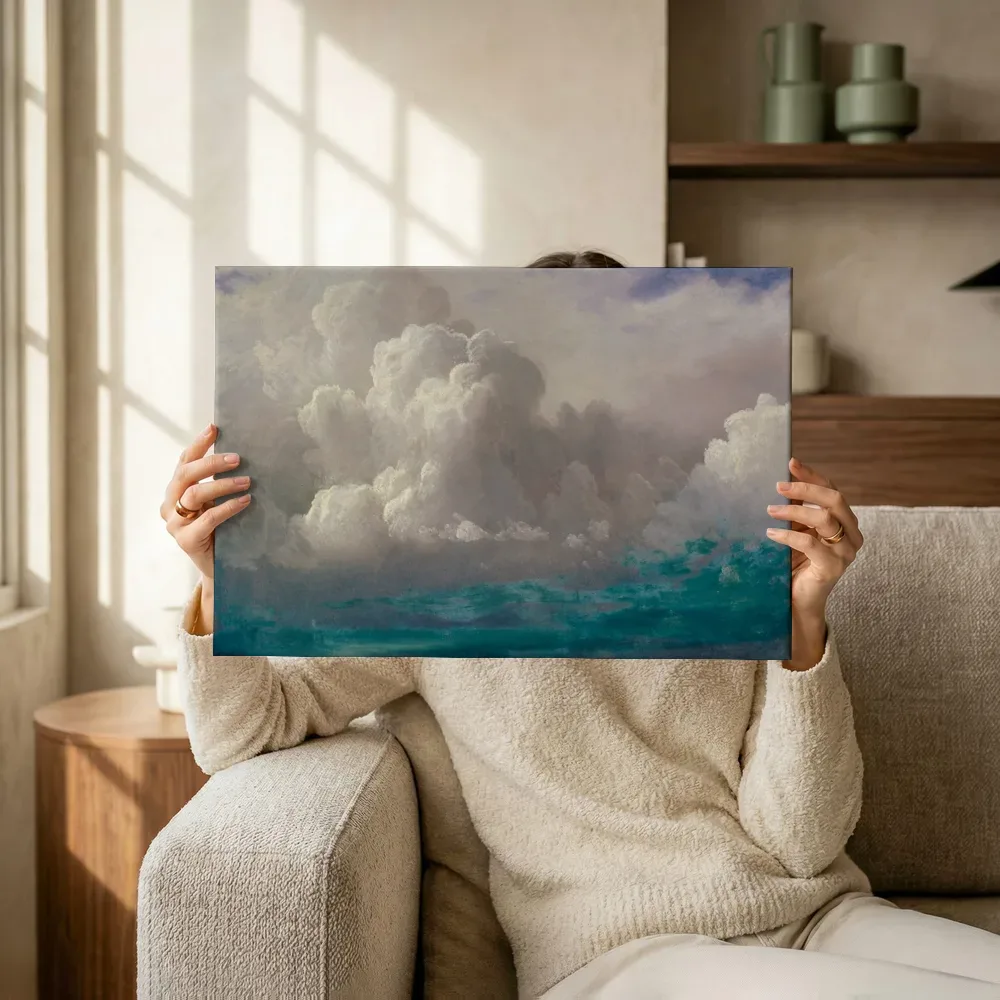 Sfeerimpressie: Storm Clouds van Albert Bierstadt terwijl het omhoog wordt gehouden
