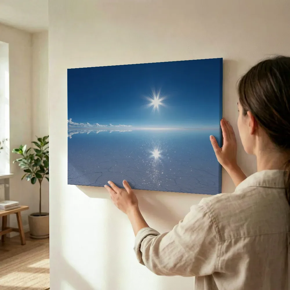 Sfeerimpressie: Stralende zon boven zoutvlakte terwijl het wordt opgehangen