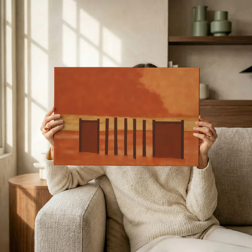 Sfeerimpressie: Strand bij laag water in terracotta en zand terwijl het omhoog wordt gehouden