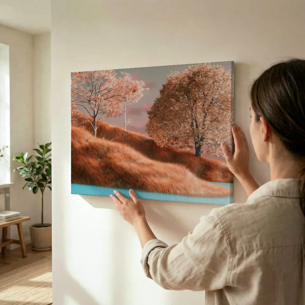 Sfeerimpressie: Surrealistisch landschap in perzik en turkoois terwijl het wordt opgehangen