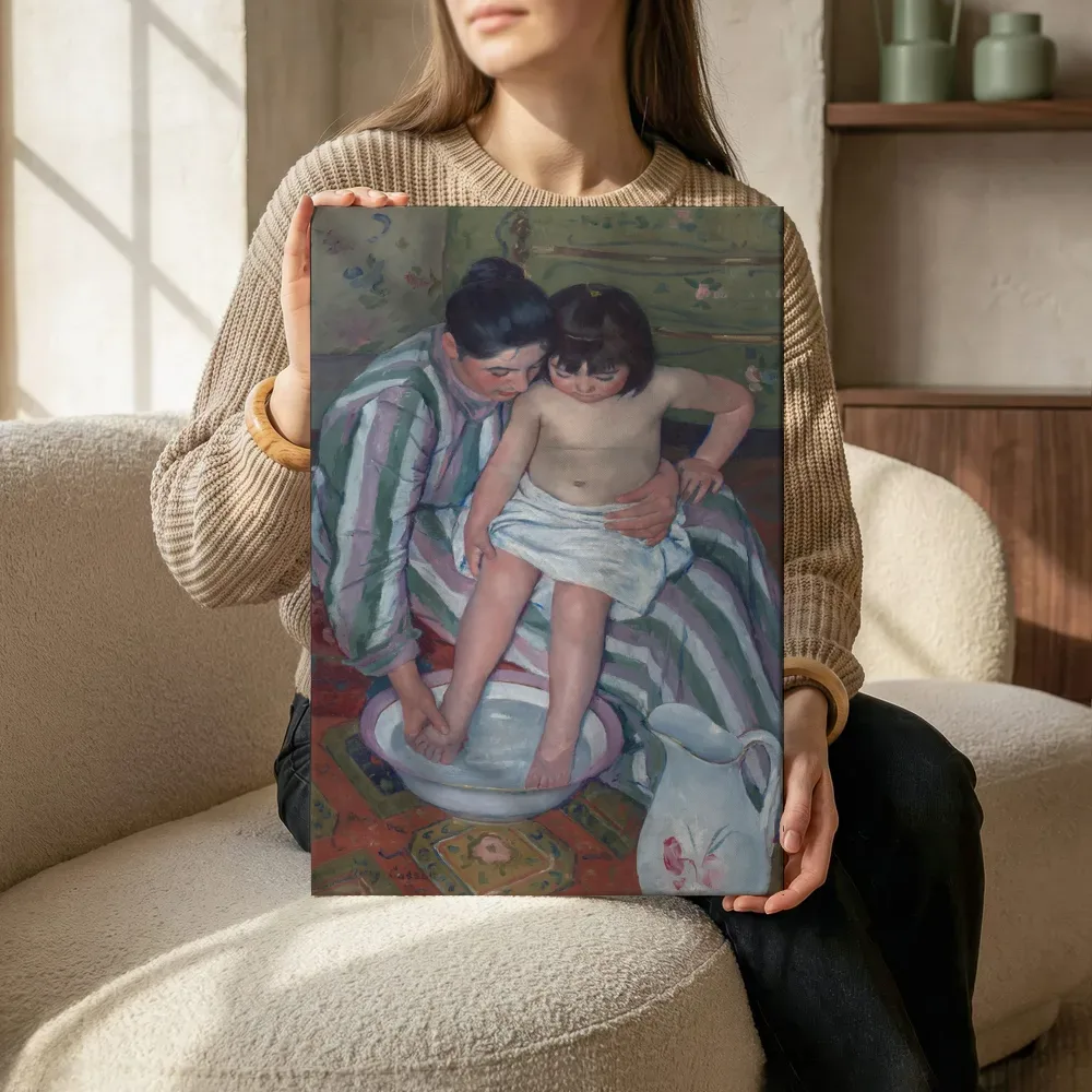 Sfeerimpressie: Het bad van het kind van Mary Cassatt terwijl het zittend wordt getoond