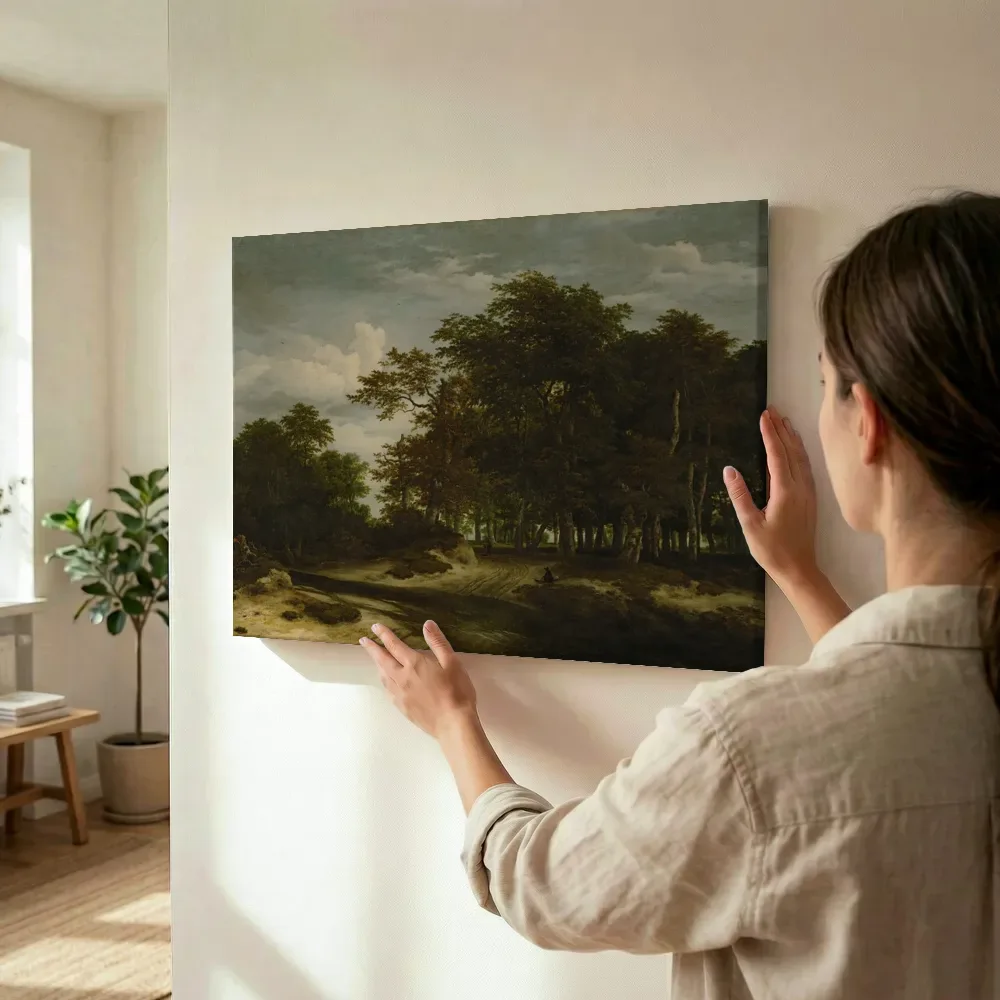 Sfeerimpressie: Het grote bos van Jacob van Ruisdael terwijl het wordt opgehangen