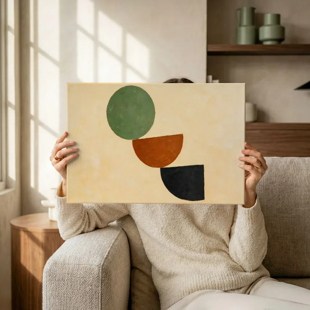 Sfeerimpressie: Totem Geometric Earth 10 terwijl het omhoog wordt gehouden
