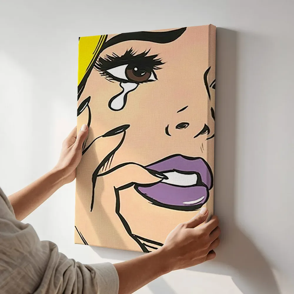 Sfeerimpressie: Traan van verdriet pop art terwijl het aan de muur wordt gehangen