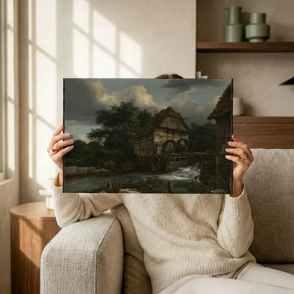 Sfeerimpressie: Twee watermolens en een open sluis van Jacob van Ruisdael terwijl het omhoog wordt gehouden