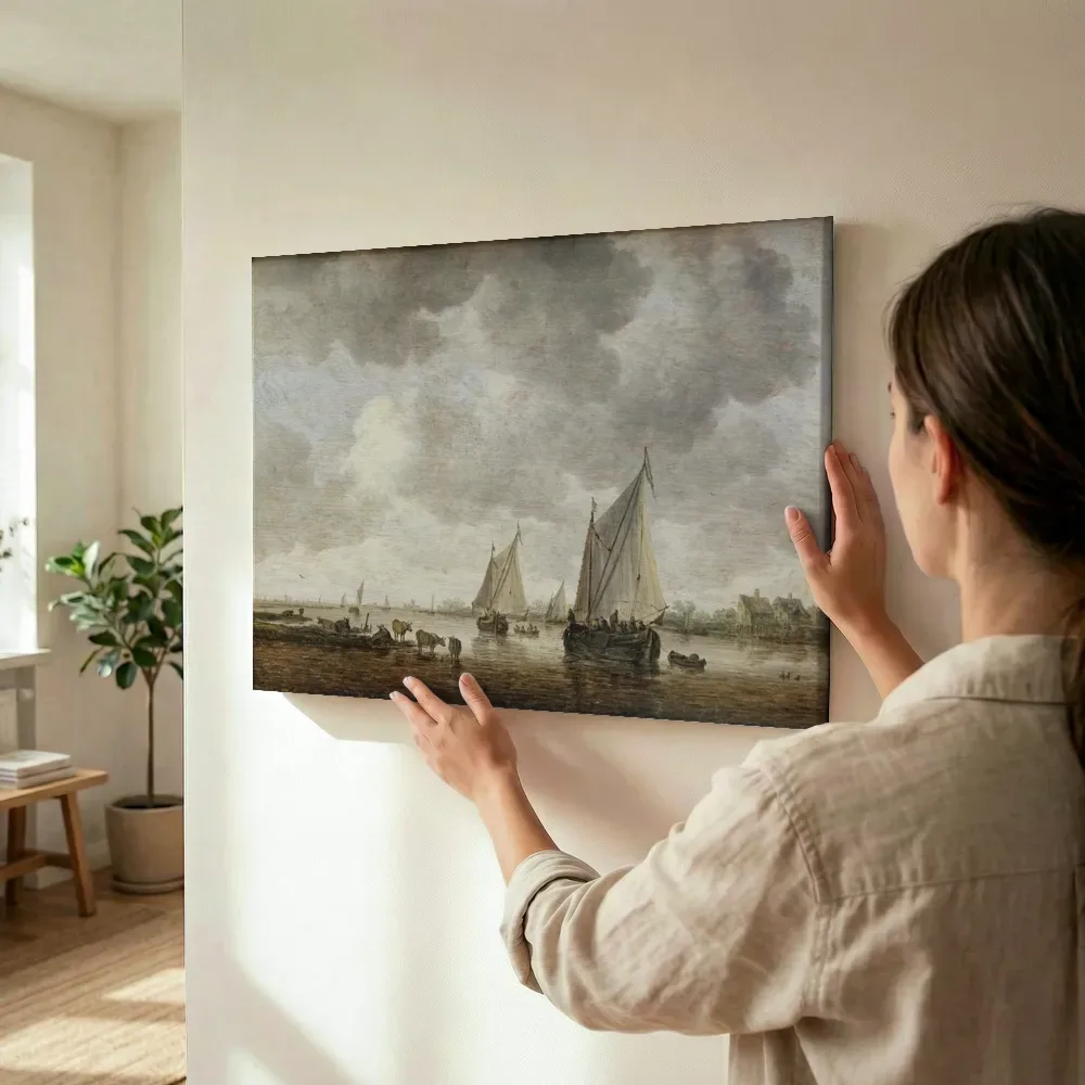 Sfeerimpressie: Twee zeilboten op een rivier met vee op de oever van Jan van Goyen terwijl het wordt opgehangen