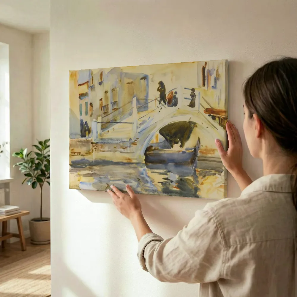 Sfeerimpressie: Brug in Venetië met figuren van John Singer Sargent terwijl het wordt opgehangen