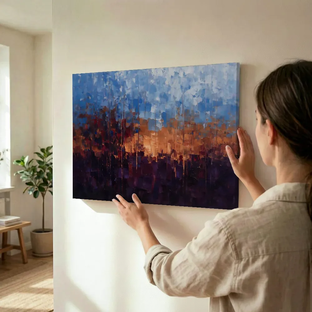 Sfeerimpressie: Violetzwart en kopergloed in drie lagen terwijl het wordt opgehangen