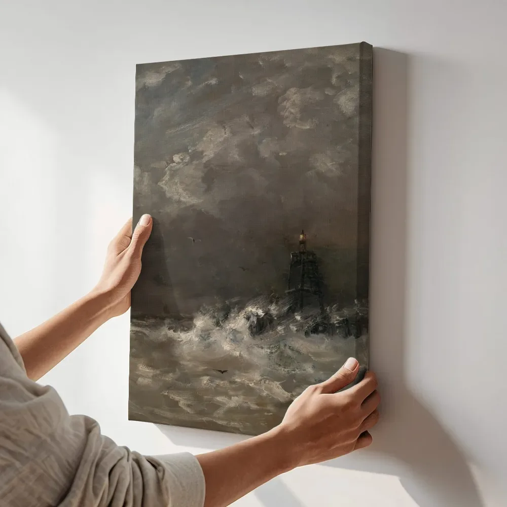 Sfeerimpressie: Vuurtoren in de branding van Hendrik Willem Mesdag terwijl het aan de muur wordt gehangen