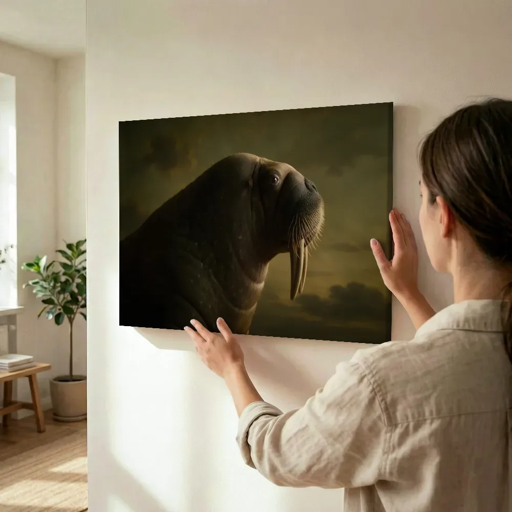 Sfeerimpressie: Walrus en profil in olijf terwijl het wordt opgehangen
