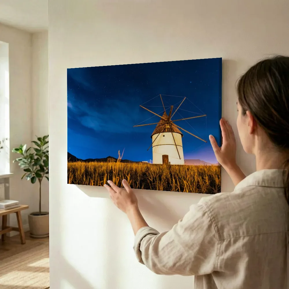 Sfeerimpressie: Windmolen onder een sterrenhemel terwijl het wordt opgehangen